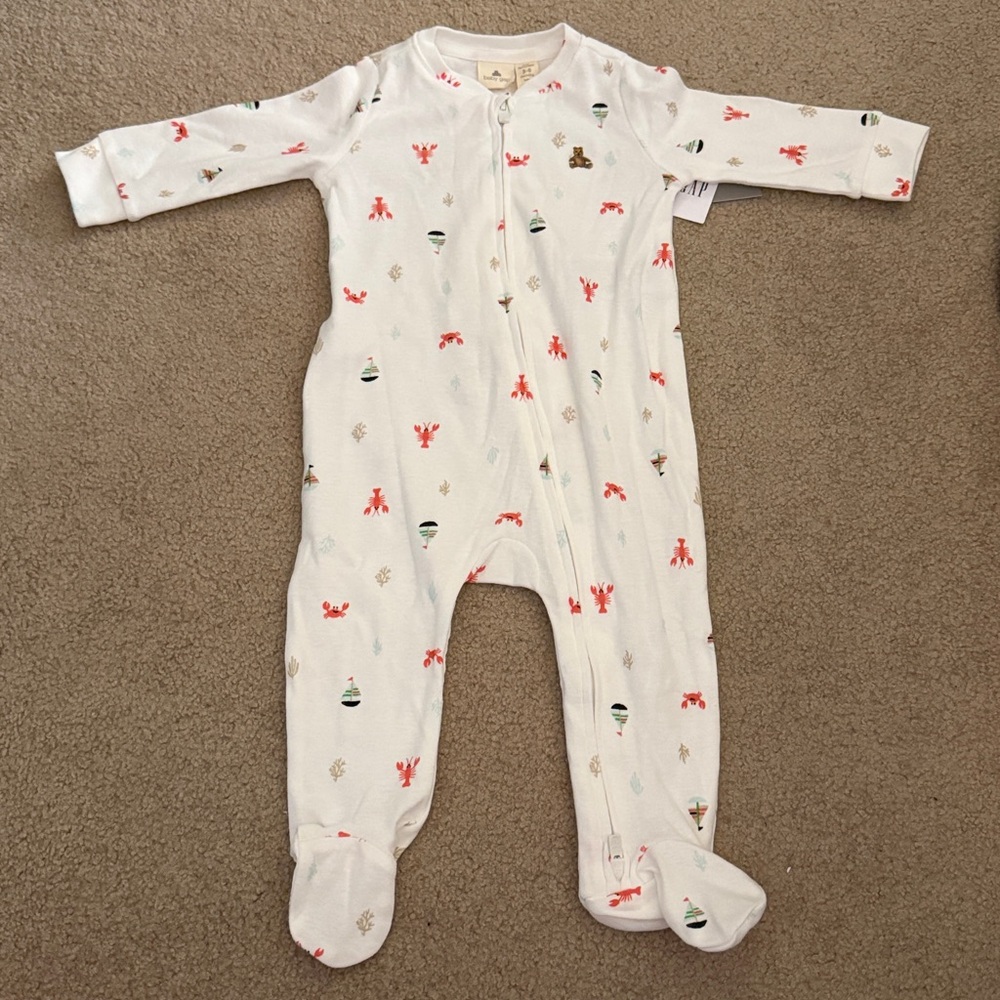 NWT Baby Gap beach print pajamas